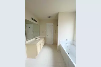 4720 Saint Thomas Place, Fort Worth, TX 76135 - Photo 15