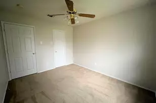 4720 St Thomas Pl, Fort Worth, TX 76135 - Photo 11
