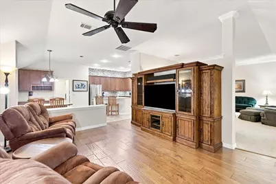 10512 Belvedere Drive, Denton, TX 76207 - Photo 7