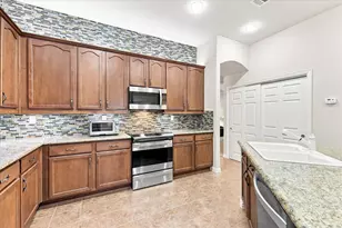 10512 Belvedere Dr, Denton, TX 76207 - Photo 11