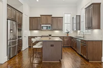 2110 Helsminster Drive, Dallas, TX 75201 - Photo 13