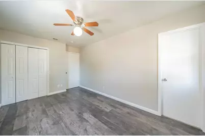 4646 Ridgepoint Drive, Dallas, TX 75211 - Photo 13