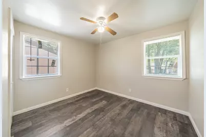 4646 Ridgepoint Drive, Dallas, TX 75211 - Photo 15