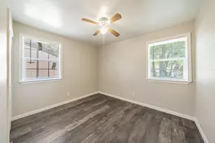 4646 Ridgepoint Dr, Dallas, TX 75211 - Photo 15