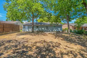 4646 Ridgepoint Dr, Dallas, TX 75211 - Photo 23
