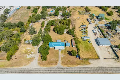 3227 E Washington Street, Stephenville, TX 76401 - Photo 11