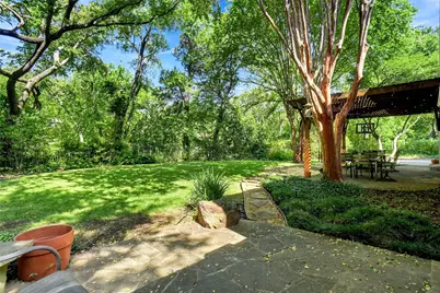 933 Blue Lake Circle, Richardson, TX 75080 - Photo 37
