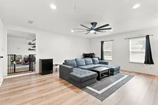310 Bellaire Dr, Denton, TX 76209 - Photo 17