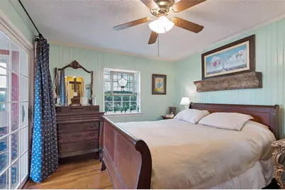 112 W Ireland Drive, Irving, TX 75062 - Photo 13