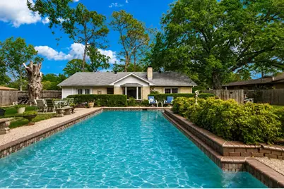 112 W Ireland Drive, Irving, TX 75062 - Photo 17