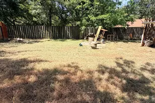 2125 Graham St, Paris, TX 75460 - Photo 31