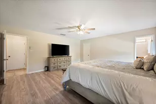 108 Haywood Dr, Benbrook, TX 76126 - Photo 21