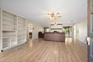 108 Haywood Dr, Benbrook, TX 76126 - Photo 5