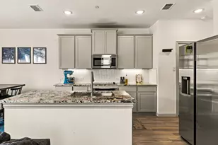 1126 Bowie Dr, Lewisville, TX 75077 - Photo 9