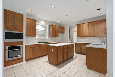 321 Andre Drive, Irving, TX 75063 - Photo 19