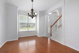 321 Andre Dr, Irving, TX 75063 - Photo 9
