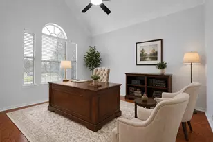 321 Andre Dr, Irving, TX 75063 - Photo 7