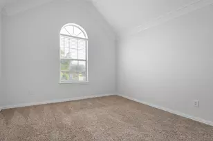 321 Andre Dr, Irving, TX 75063 - Photo 27