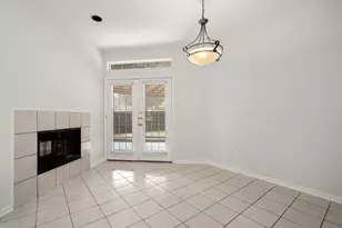 321 Andre Dr, Irving, TX 75063 - Photo 23