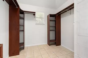 321 Andre Dr, Irving, TX 75063 - Photo 33
