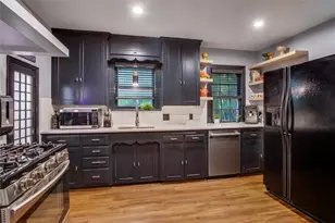 2831 Duval Dr, Dallas, TX 75211 - Photo 15