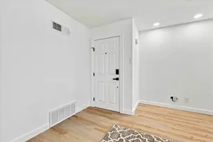 1900 Sutter St, Fort Worth, TX 76107 - Photo 7