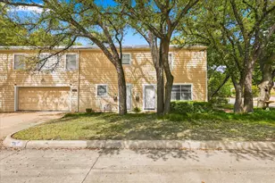1900 Sutter St, Fort Worth, TX 76107 - Photo 19