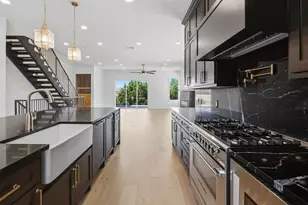400 Vista Buena Trl, Fort Worth, TX 76111 - Photo 3