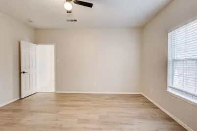 1213 College Street, Grand Prairie, TX 75050 - Photo 13