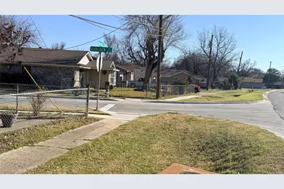 3831 Bernal Drive, Dallas, TX 75212 - Photo 33