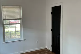 3831 Bernal Dr, Dallas, TX 75212 - Photo 9