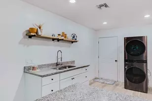 304 Jarbo St, Sulphur Springs, TX 75482 - Photo 11