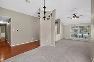 605 Oak Hollow Ln, Flower Mound, TX 75028 - Photo 9