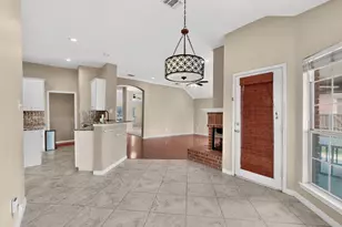 605 Oak Hollow Ln, Flower Mound, TX 75028 - Photo 13