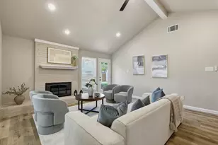 924 Edgefield Trail, Flower Mound, TX 75028 - Photo 7