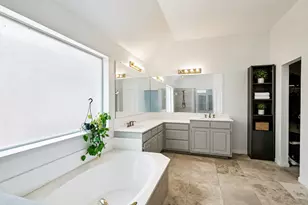 2920 Winding Creek Dr, Plano, TX 75023 - Photo 15