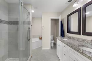 1309 Glenwood St, Grand Prairie, TX 75052 - Photo 17