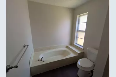 5541 Wood View Street, North Richland Hills, TX 76180 - Photo 11