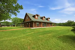 465 Emberson Ranch Rd, Pilot Point, TX 76258 - Photo 3