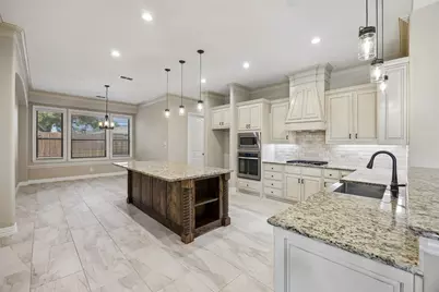2526 Fruitland Avenue, Farmers Branch, TX 75234 - Photo 11