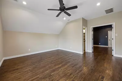 2526 Fruitland Avenue, Farmers Branch, TX 75234 - Photo 23