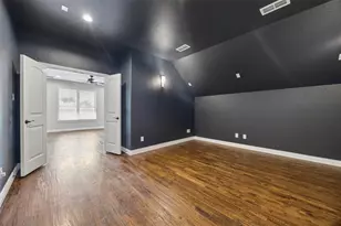 2526 Fruitland Ave, Farmers Branch, TX 75234 - Photo 33