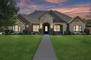 2526 Fruitland Ave, Farmers Branch, TX 75234 - Photo 1