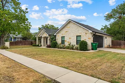 403 S Adams Street, McGregor, TX 76657 - Photo 5