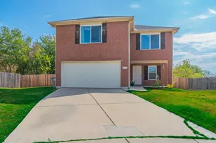1997 Courtside Dr, Dallas, TX 75051 - Photo 3