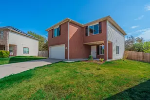 1997 Courtside Dr, Dallas, TX 75051 - Photo 25