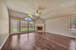 11612 Wild Pear Ln, Fort Worth, TX 76244 - Photo 9