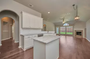 11612 Wild Pear Ln, Fort Worth, TX 76244 - Photo 5