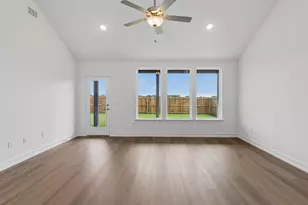 1216 Graydon St, Aubrey, TX 76227 - Photo 7