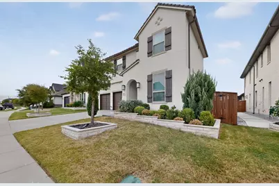 855 Emporio Drive, Allen, TX 75013 - Photo 3